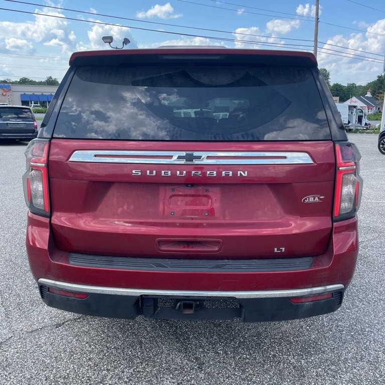 2021 Chevrolet Suburban Image 4