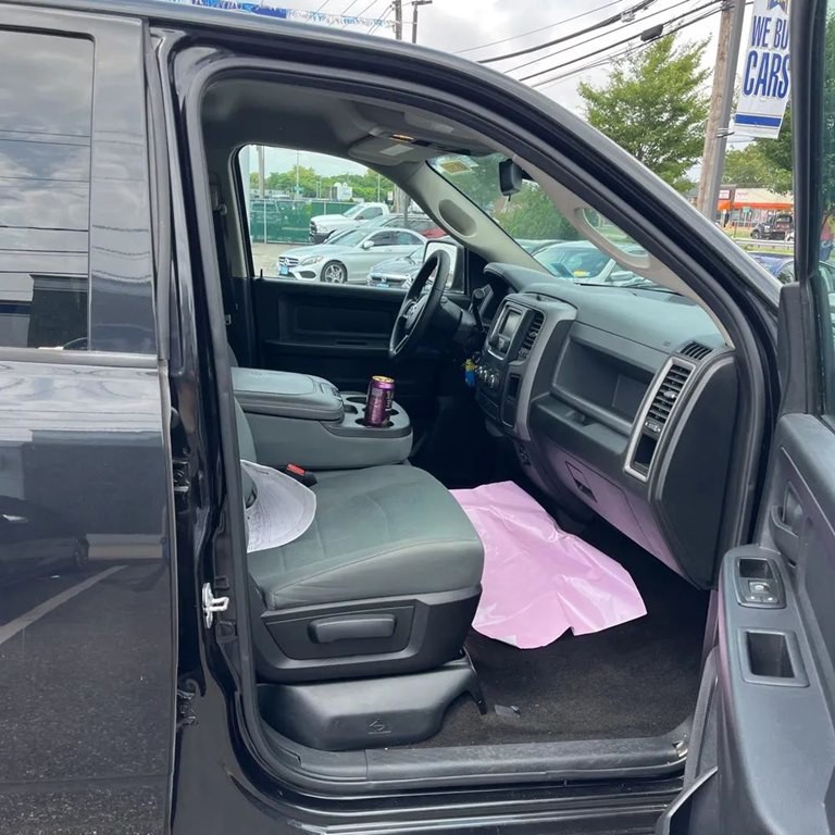 2015 RAM 1500 Image 7
