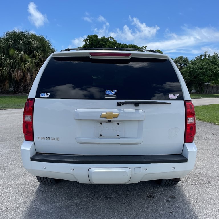 2013 Chevrolet Tahoe Image 3