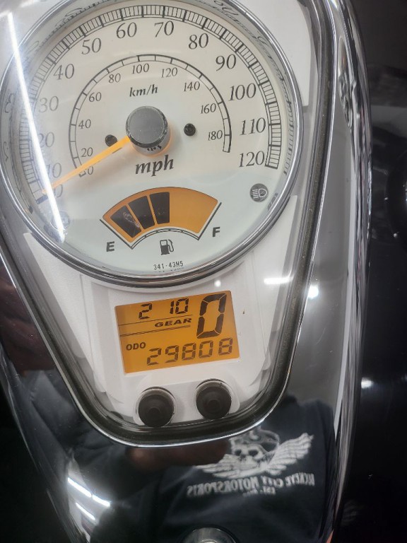 2011 Suzuki C50T Image 5