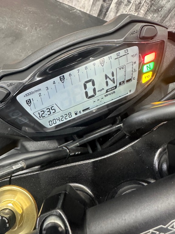2023 Suzuki Gsx-s750 Image 5