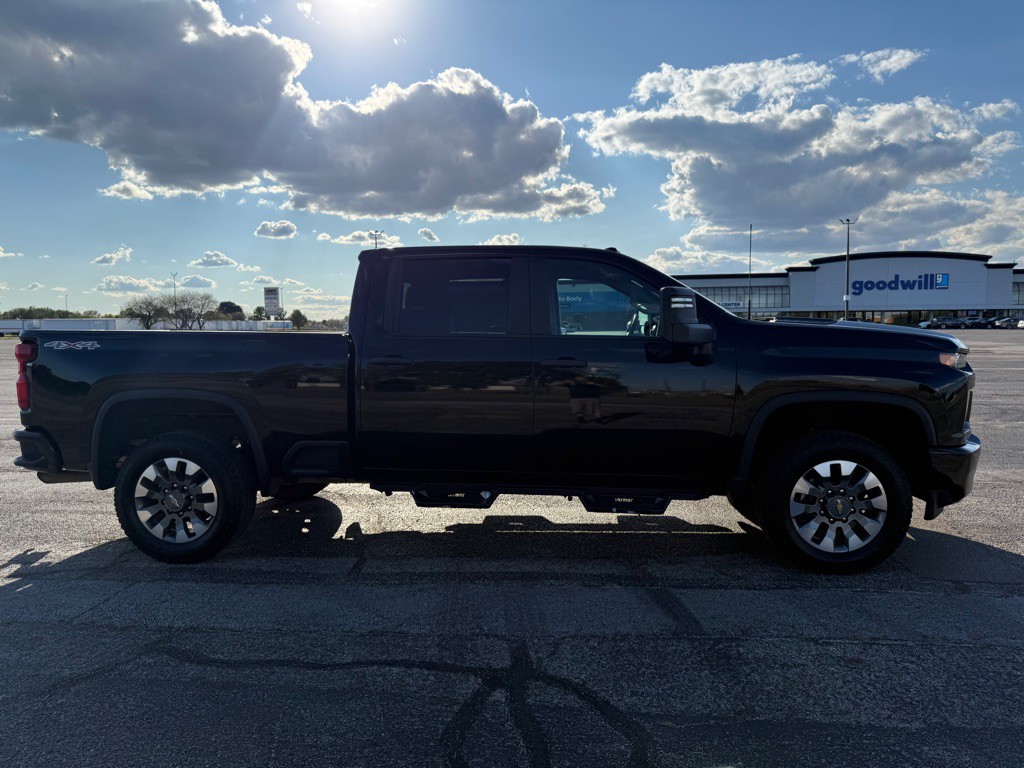 2022 Chevrolet Silverado 1500 Image 13