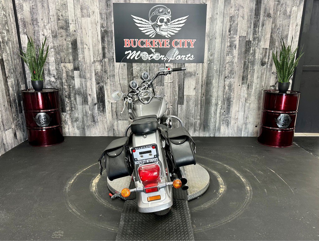 2006 Suzuki C50 Image 4