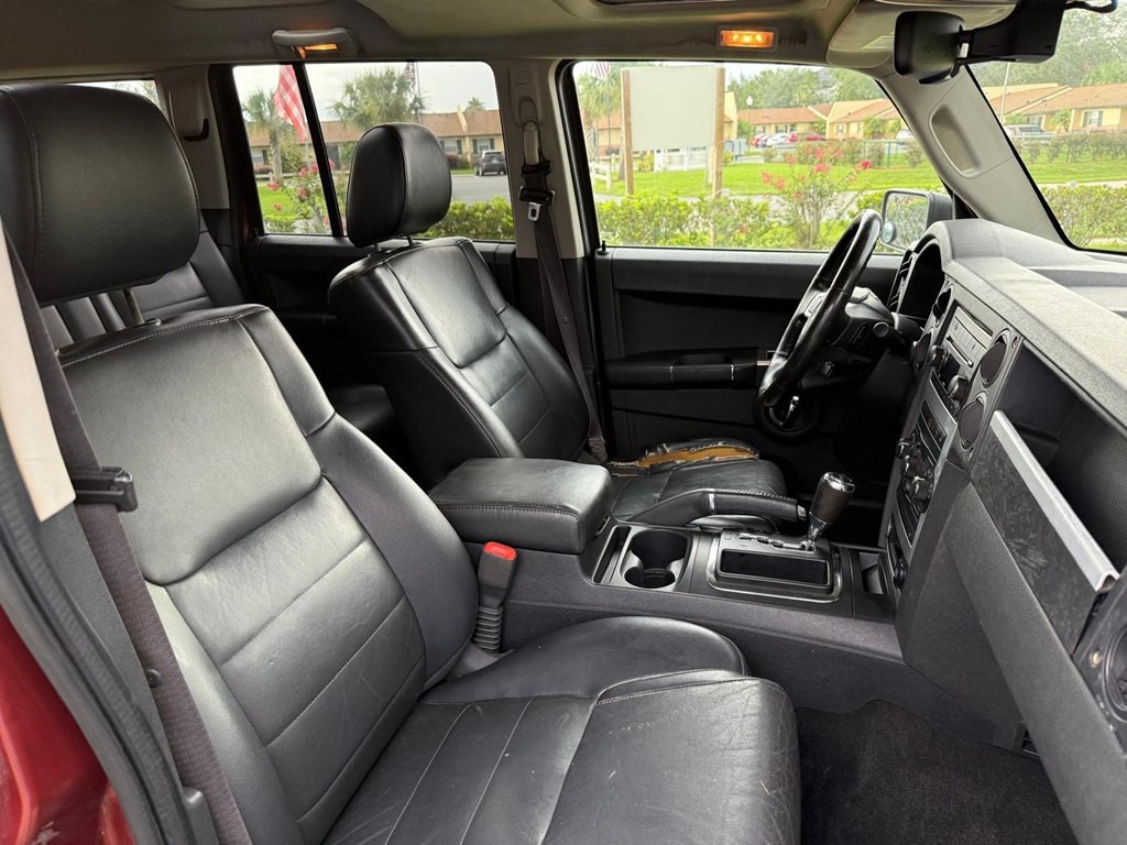 2009 Jeep Commander Image 12