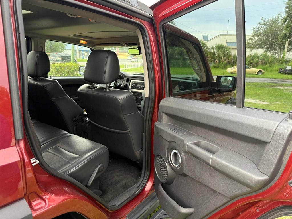 2009 Jeep Commander Image 14