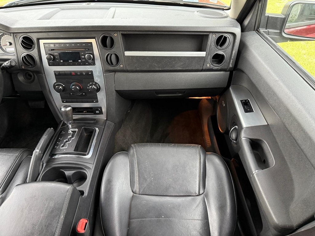 2009 Jeep Commander Image 17