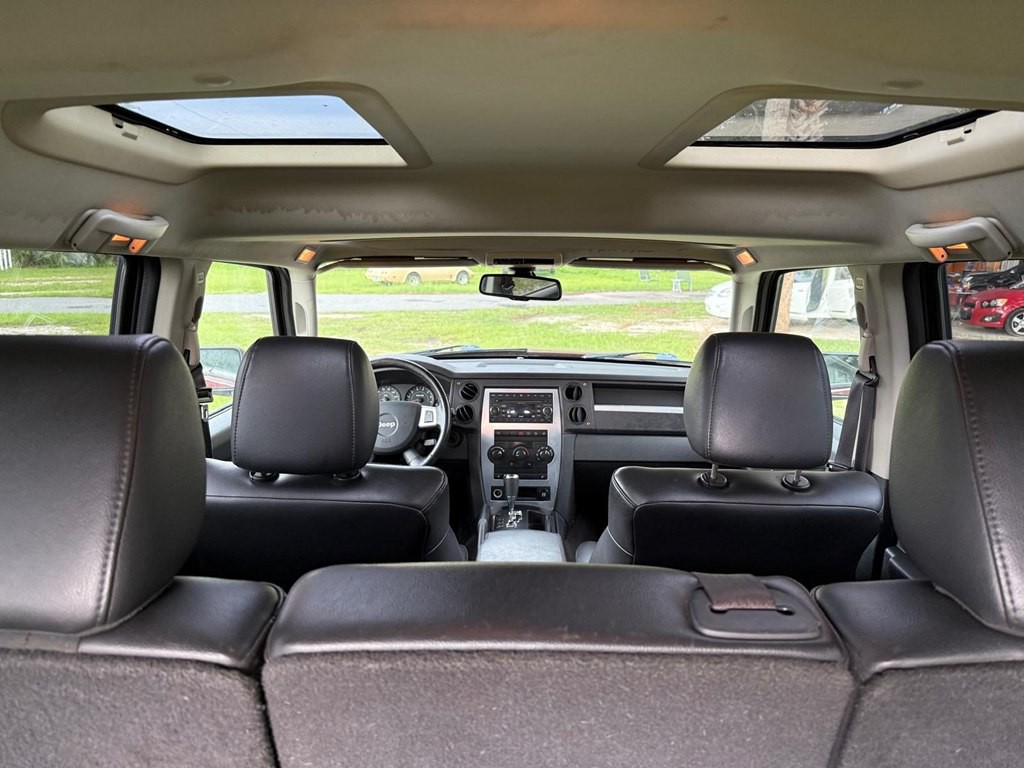 2009 Jeep Commander Image 22