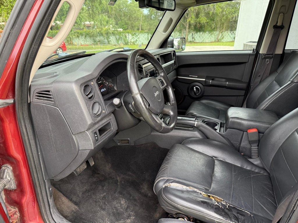 2009 Jeep Commander Image 26