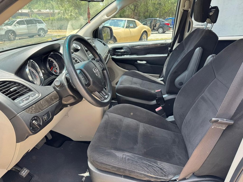 2015 Dodge Grand Caravan Image 9