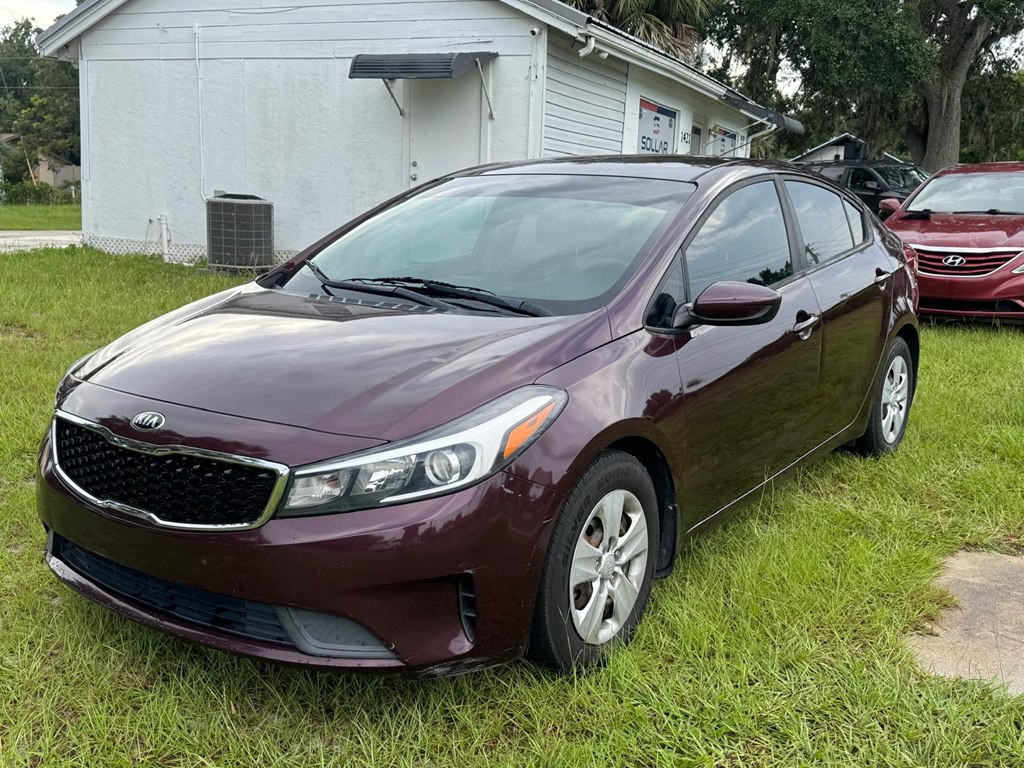 2018 Kia Forte Image 2