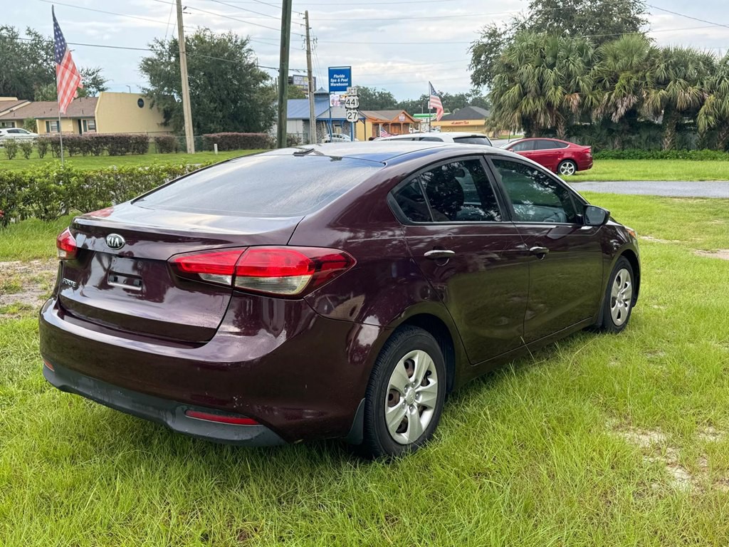 2018 Kia Forte Image 5