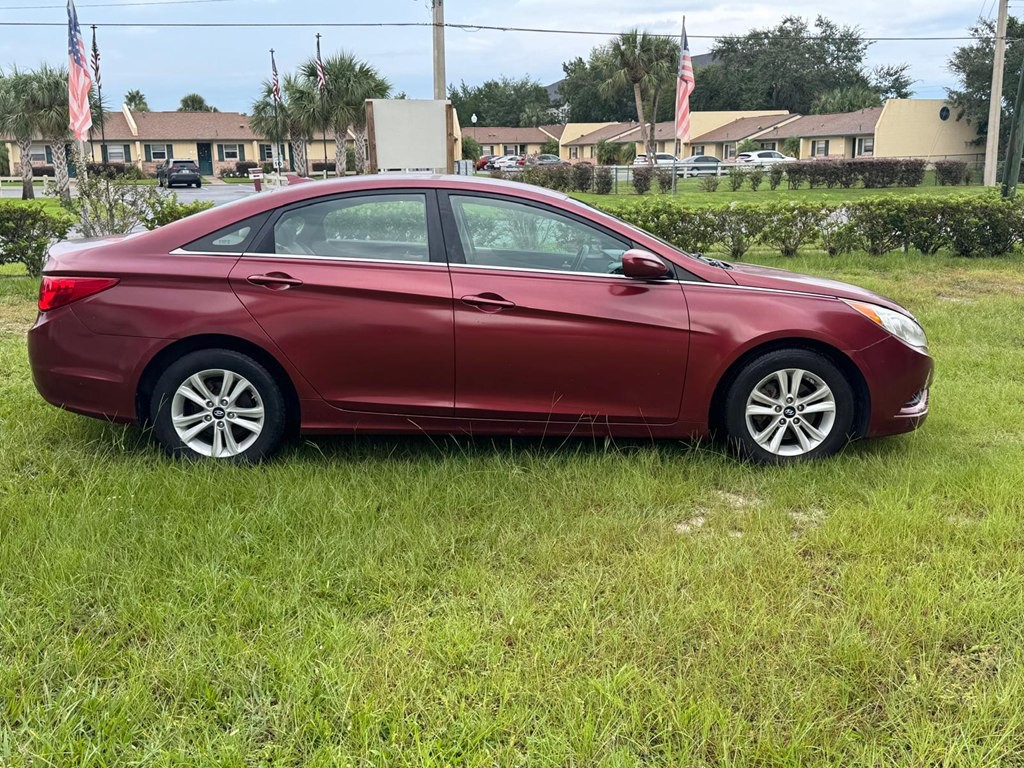 2012 Hyundai Sonata Image 3