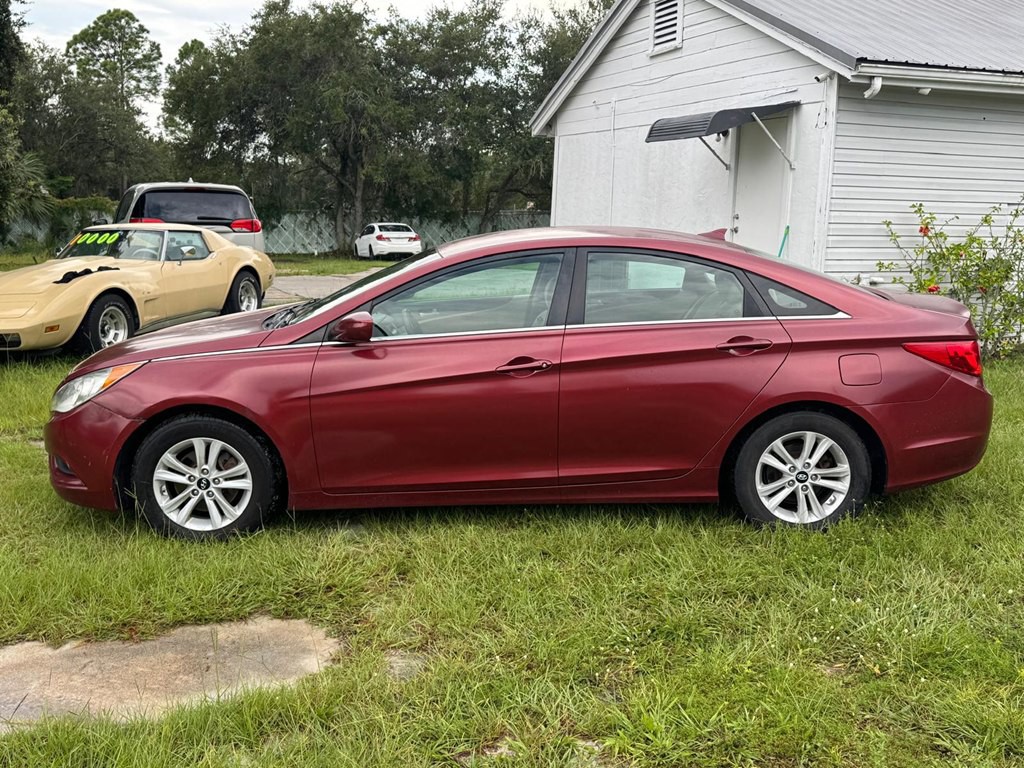 2012 Hyundai Sonata Image 4