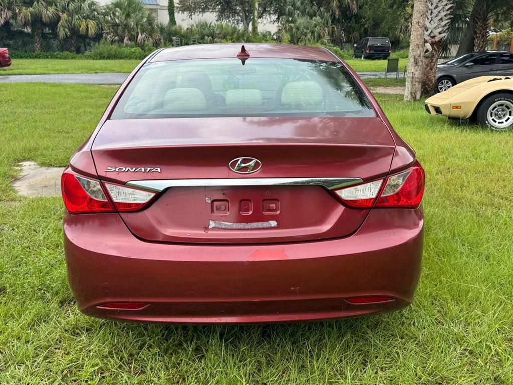 2012 Hyundai Sonata Image 8