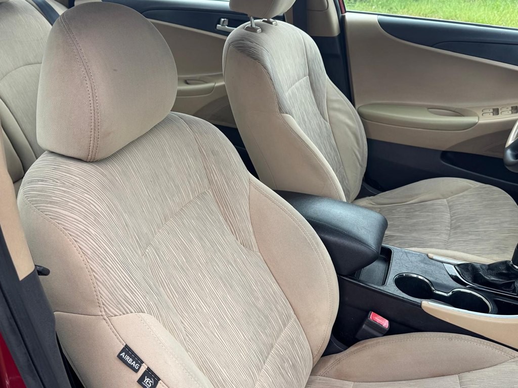 2012 Hyundai Sonata Image 11