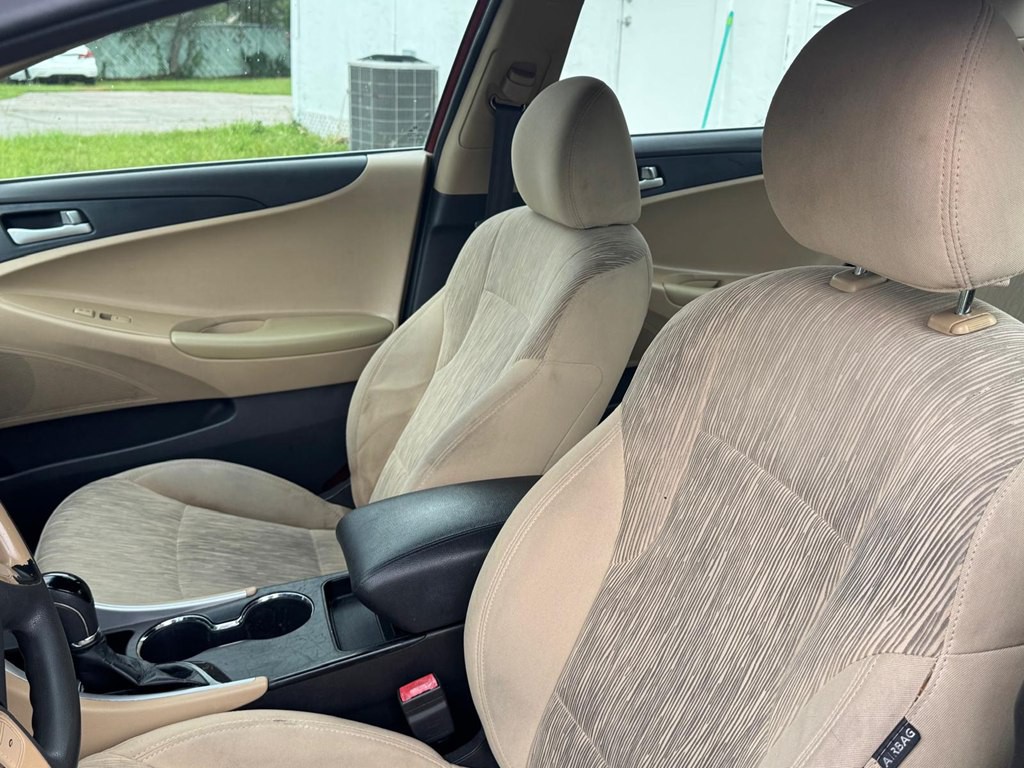 2012 Hyundai Sonata Image 20