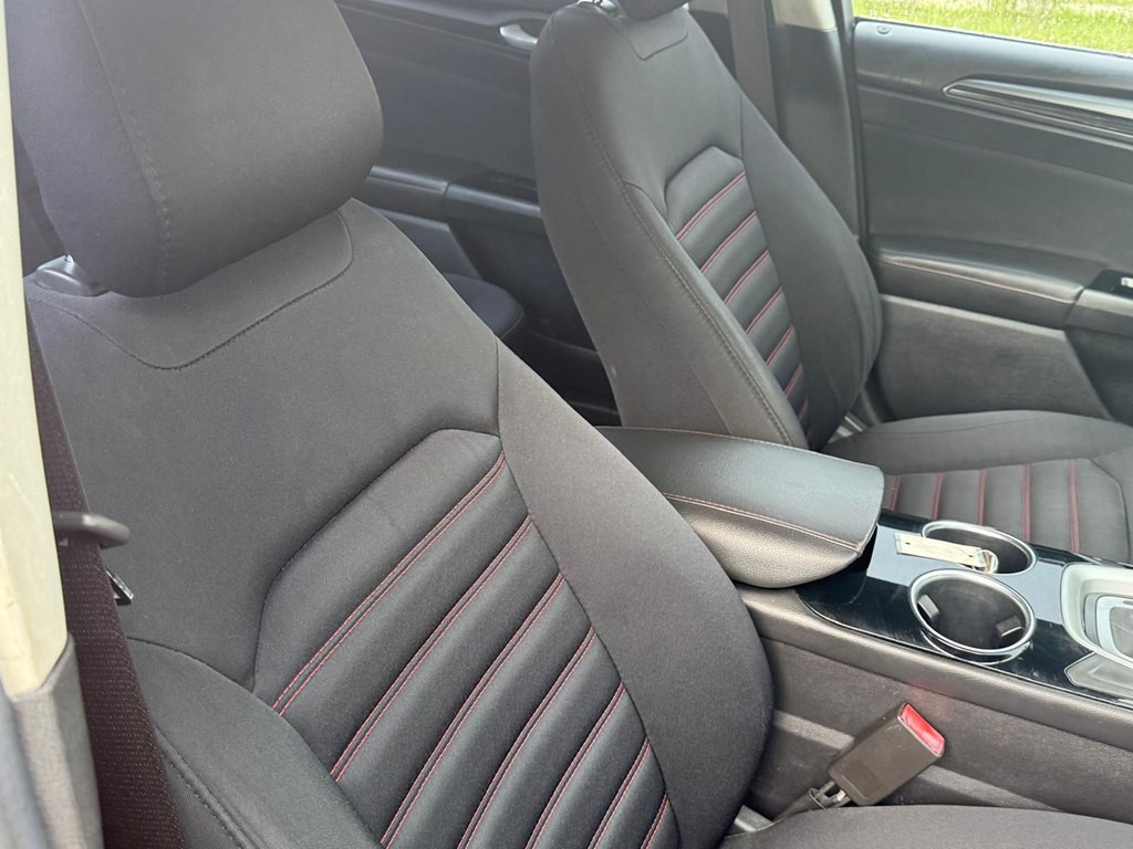 2014 Ford Fusion Image 10