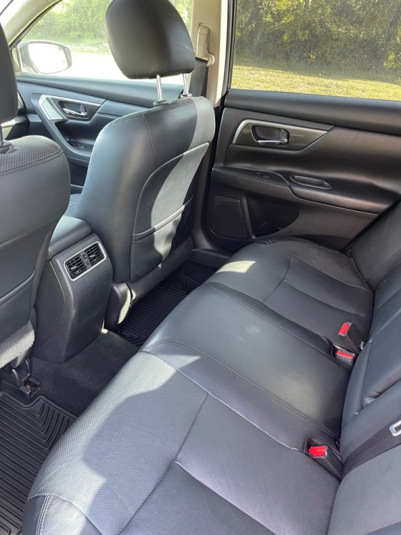 2014 Nissan Altima Image 17