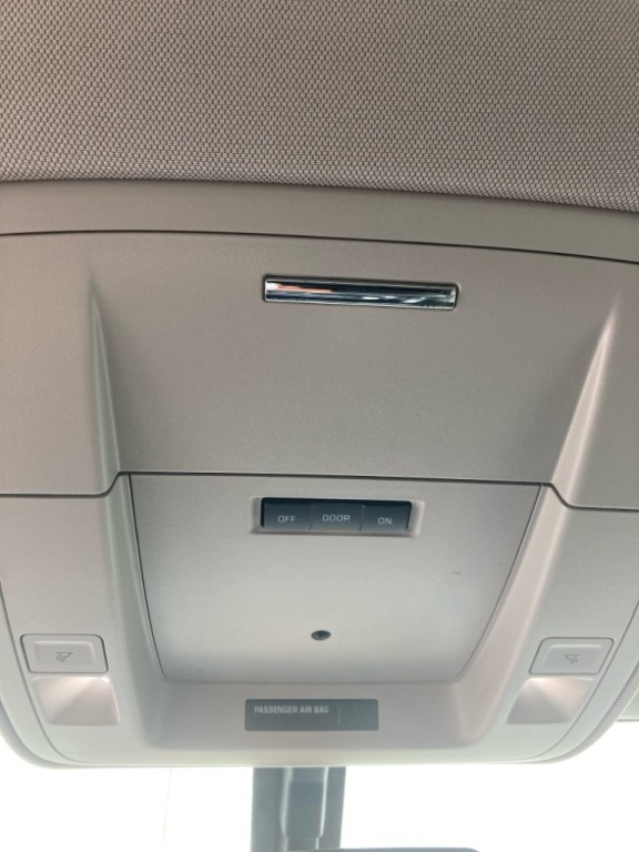 2018 Chevrolet Silverado 1500 Image 16