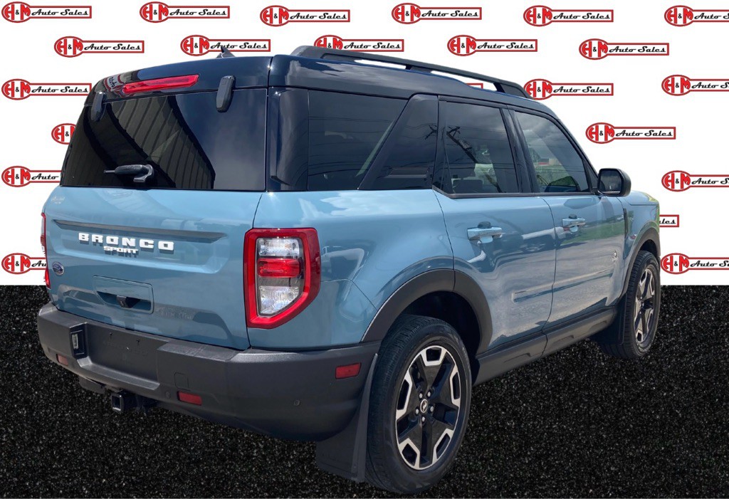 2021 Ford Bronco Image 3