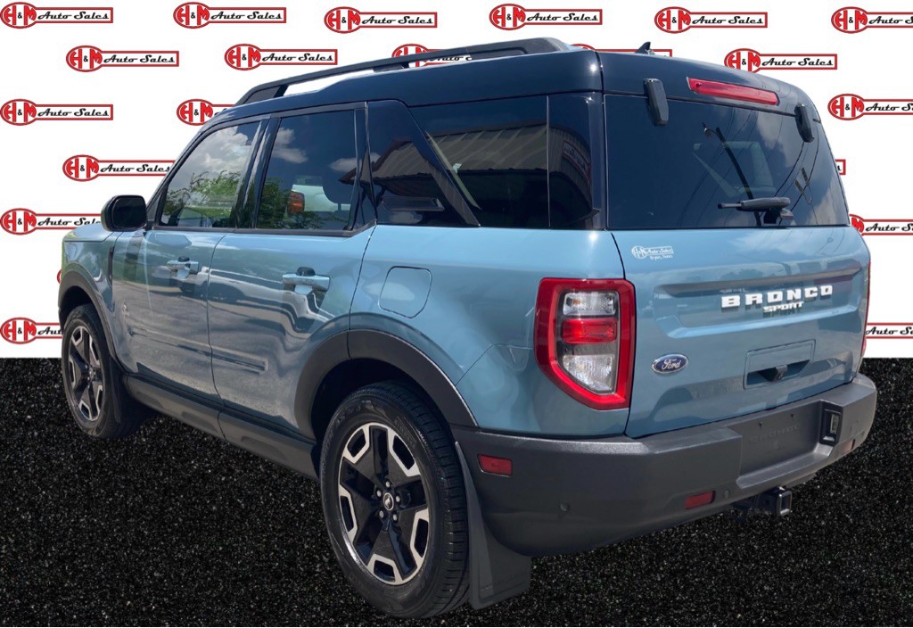 2021 Ford Bronco Image 4