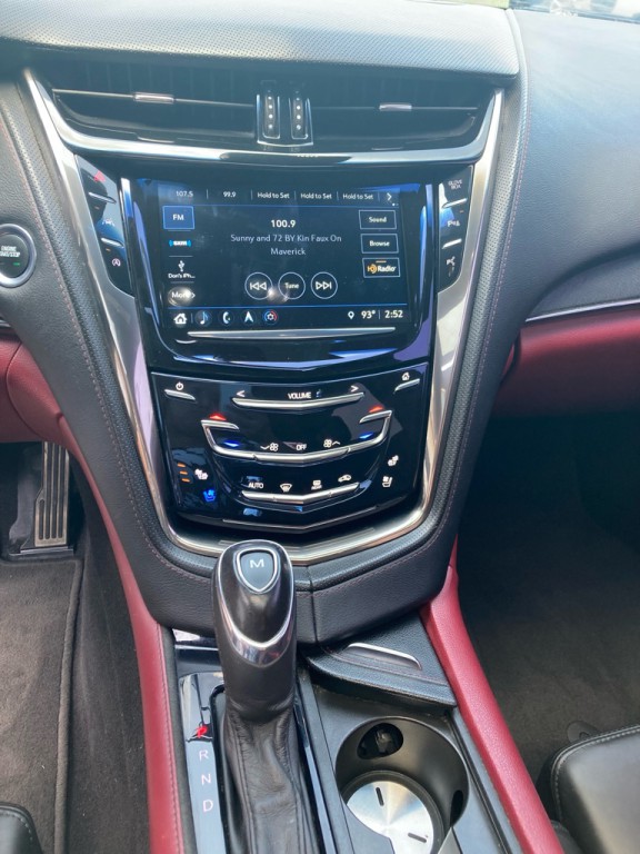 2019 Cadillac CTS Image 10