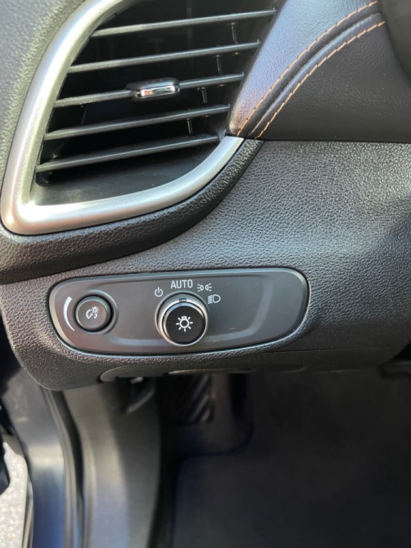 2018 Chevrolet Trax Image 20