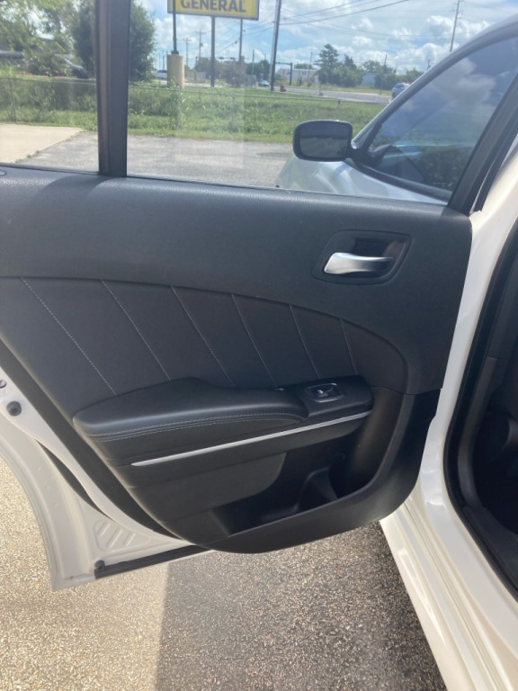 2019 Dodge Charger Image 17