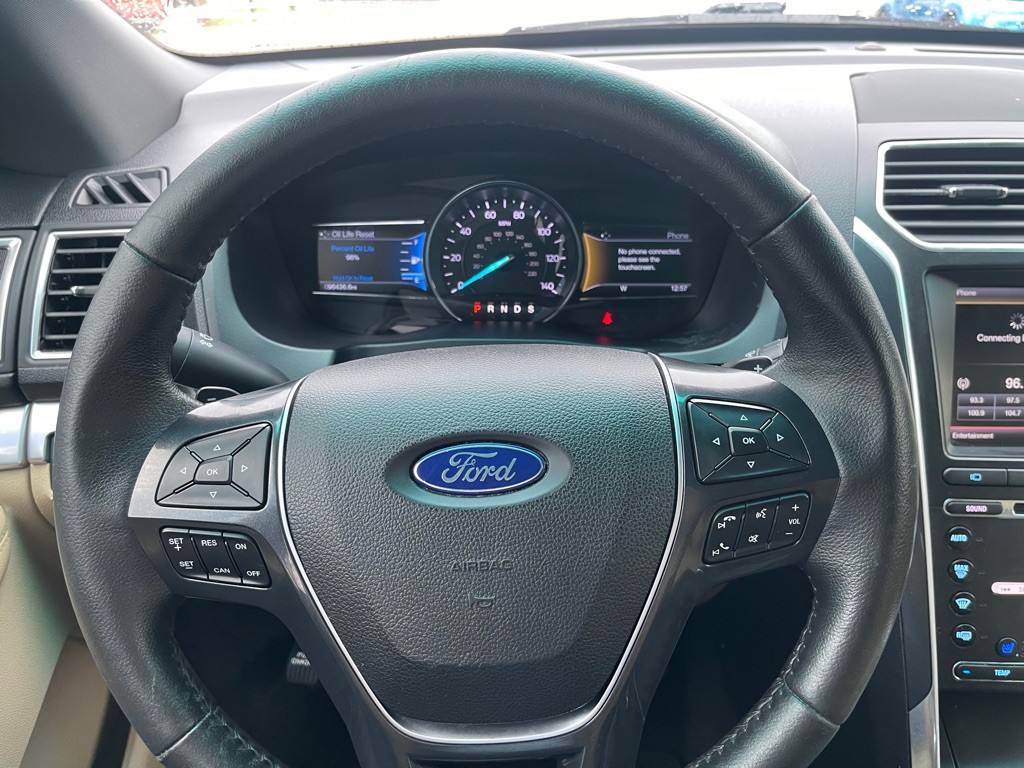2016 Ford Explorer Image 12