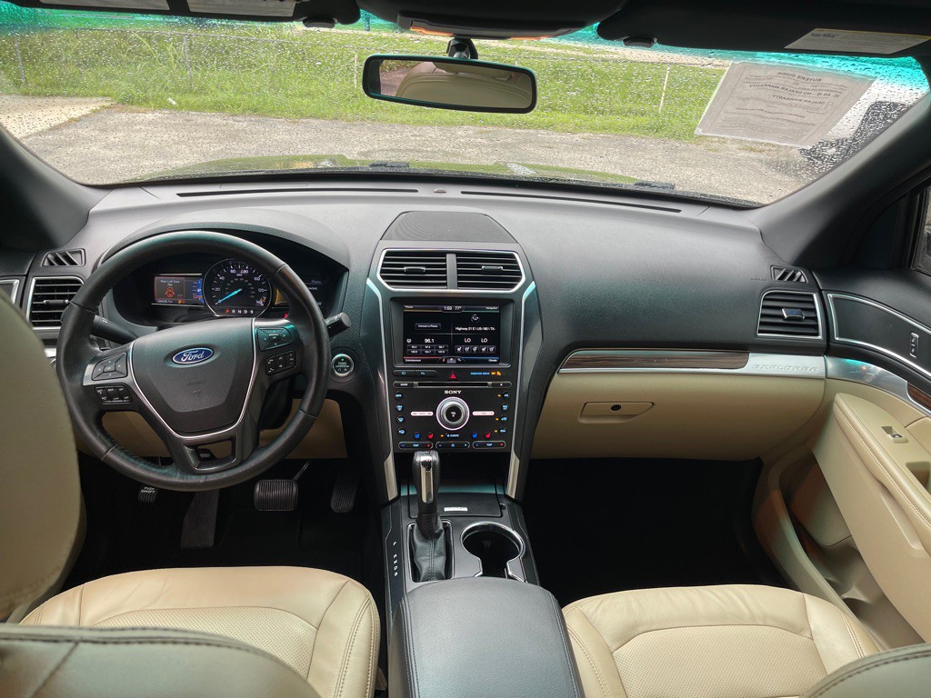 2016 Ford Explorer Image 14