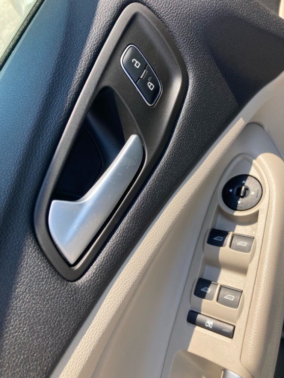 2018 Ford Escape Image 12