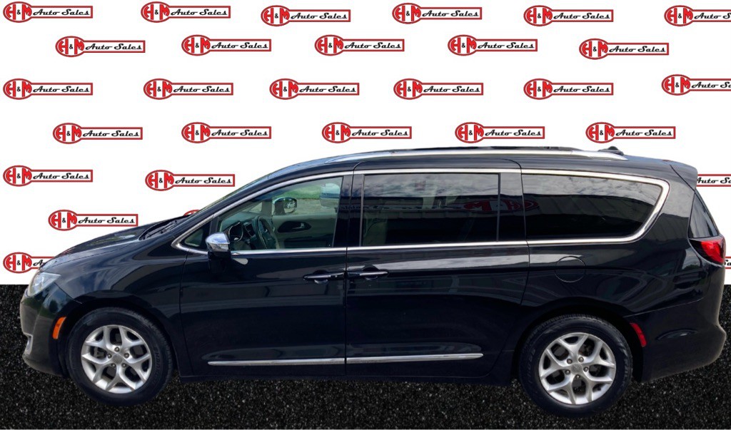 2020 Chrysler Pacifica Image 5