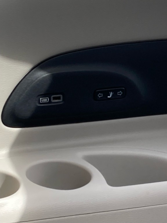 2020 Chrysler Pacifica Image 19