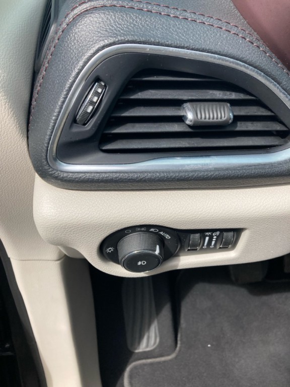 2020 Chrysler Pacifica Image 29