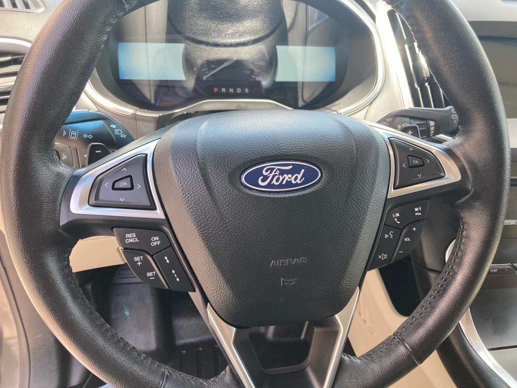 2018 Ford Edge Image 19