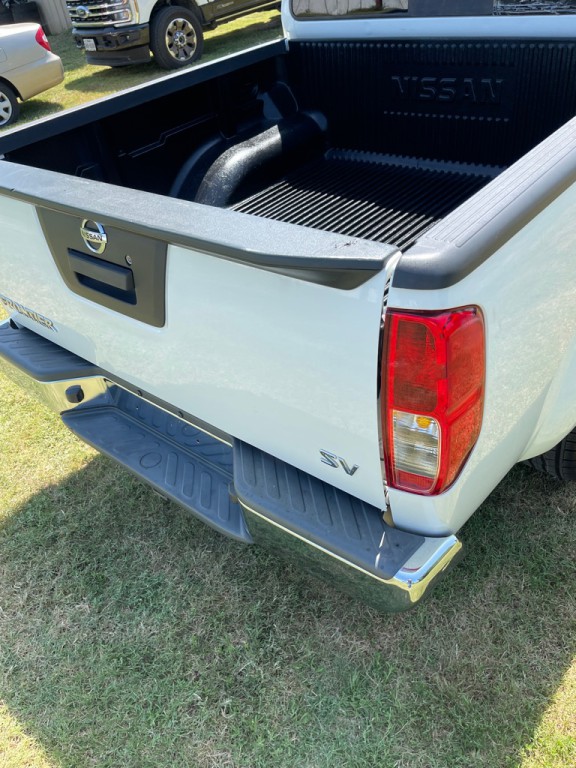 2019 Nissan Frontier Image 12
