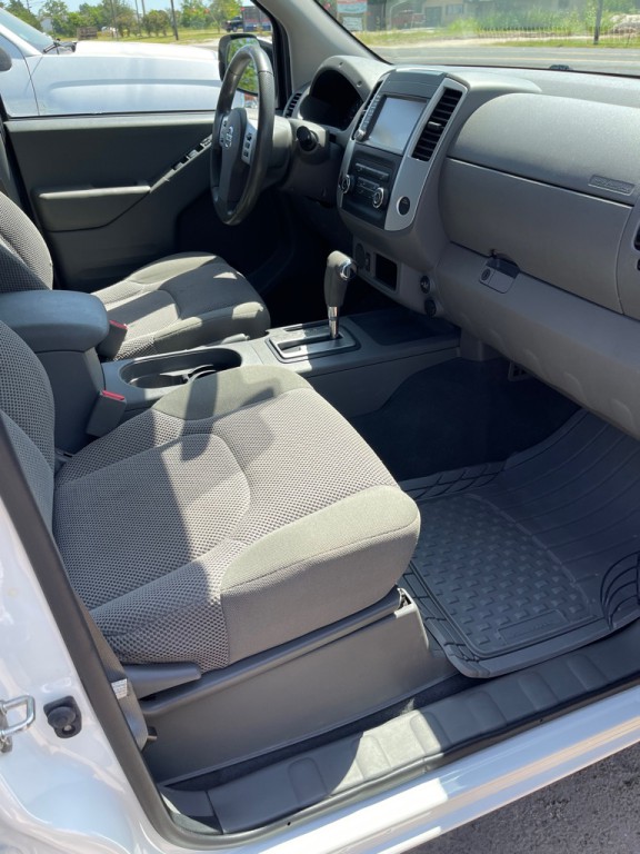 2019 Nissan Frontier Image 19