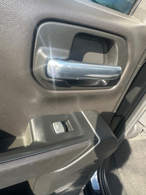 2019 Chevrolet Silverado 1500 Image 9