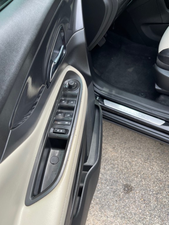 2021 Buick Enclave Image 16