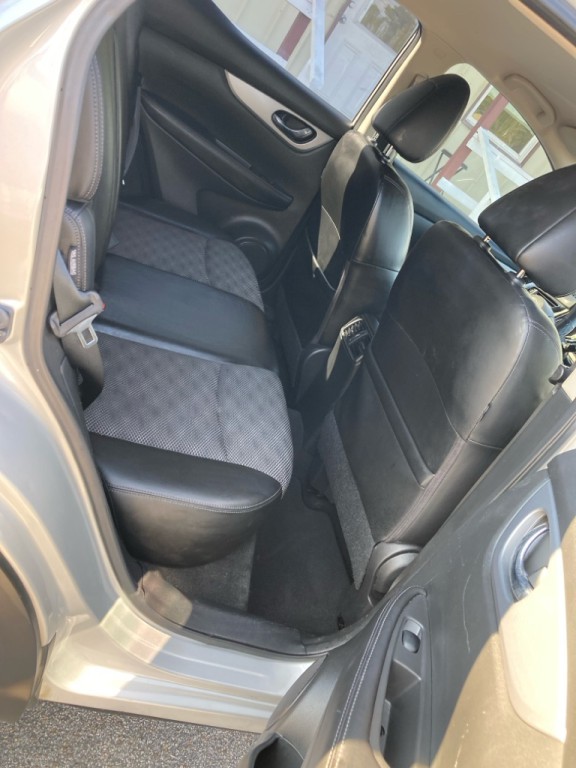 2020 Nissan Rogue Image 19