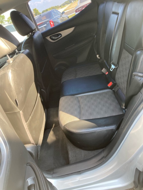 2020 Nissan Rogue Image 22