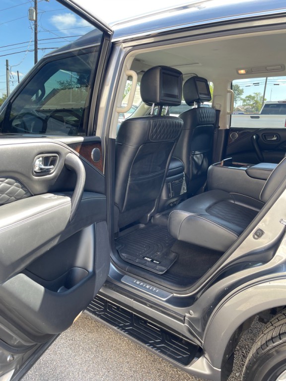 2019 INFINITI QX80 Image 7