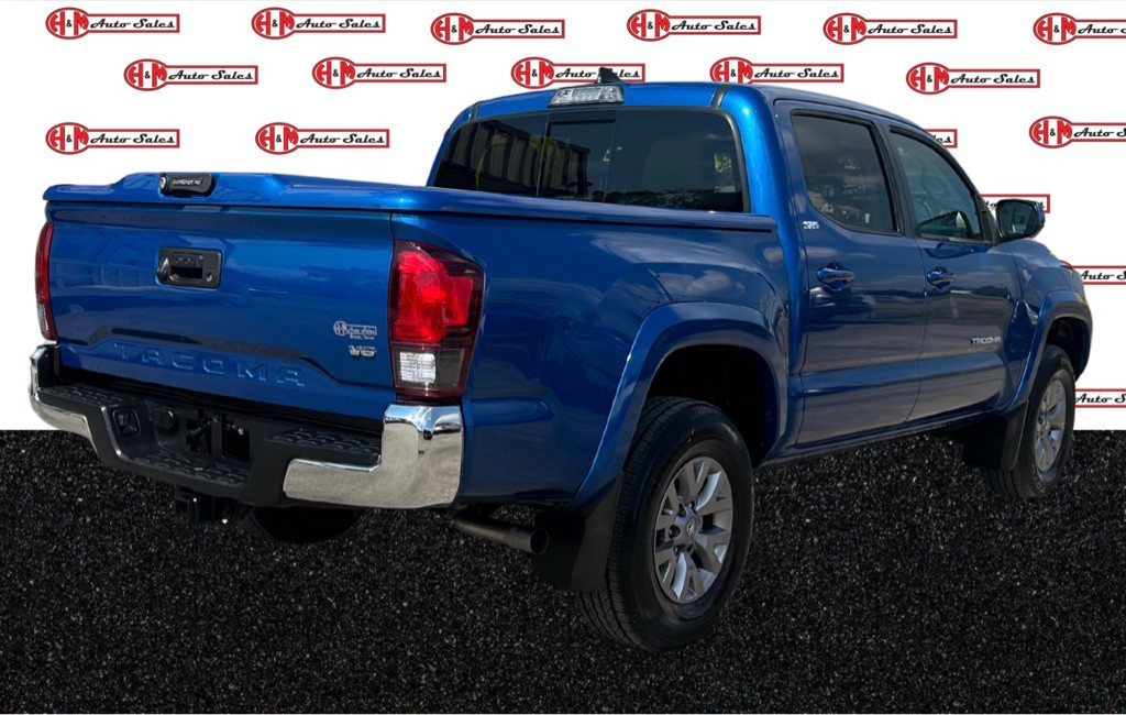 2018 Toyota Tacoma Image 3