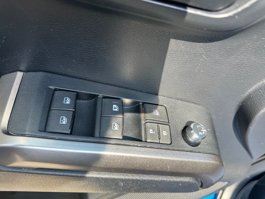 2018 Toyota Tacoma Image 10