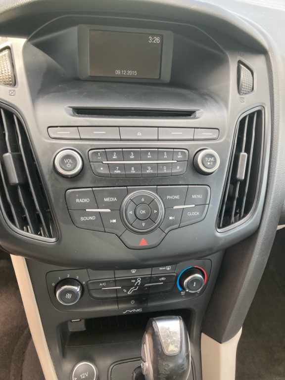 2015 Ford Focus Image 11