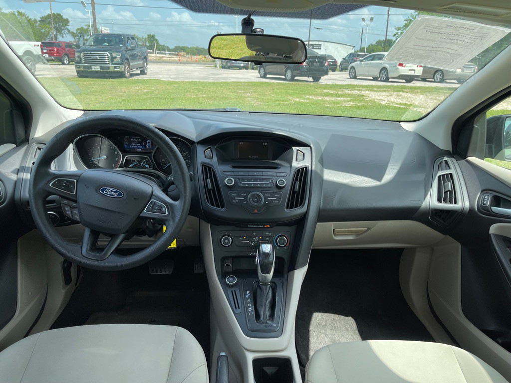 2015 Ford Focus Image 21