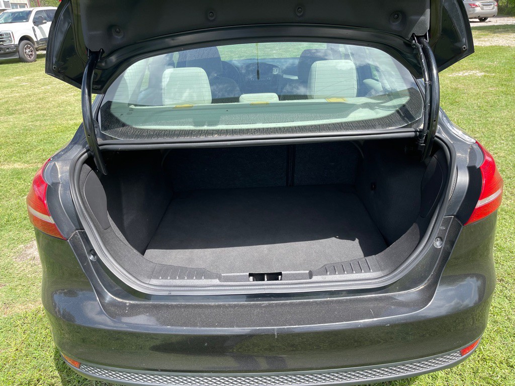 2015 Ford Focus Image 26