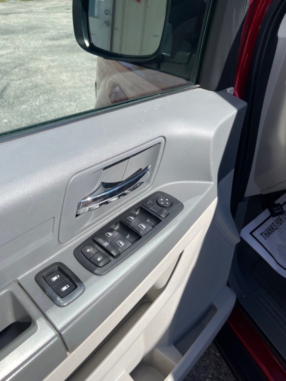 2008 Dodge Grand Caravan Image 10