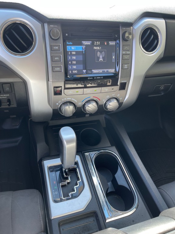 2016 Toyota Tundra Image 10