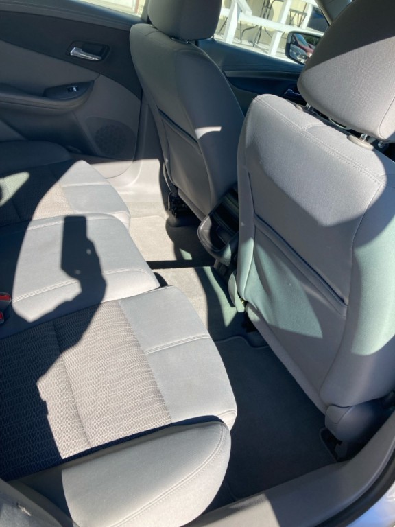 2017 Chevrolet Impala Image 12